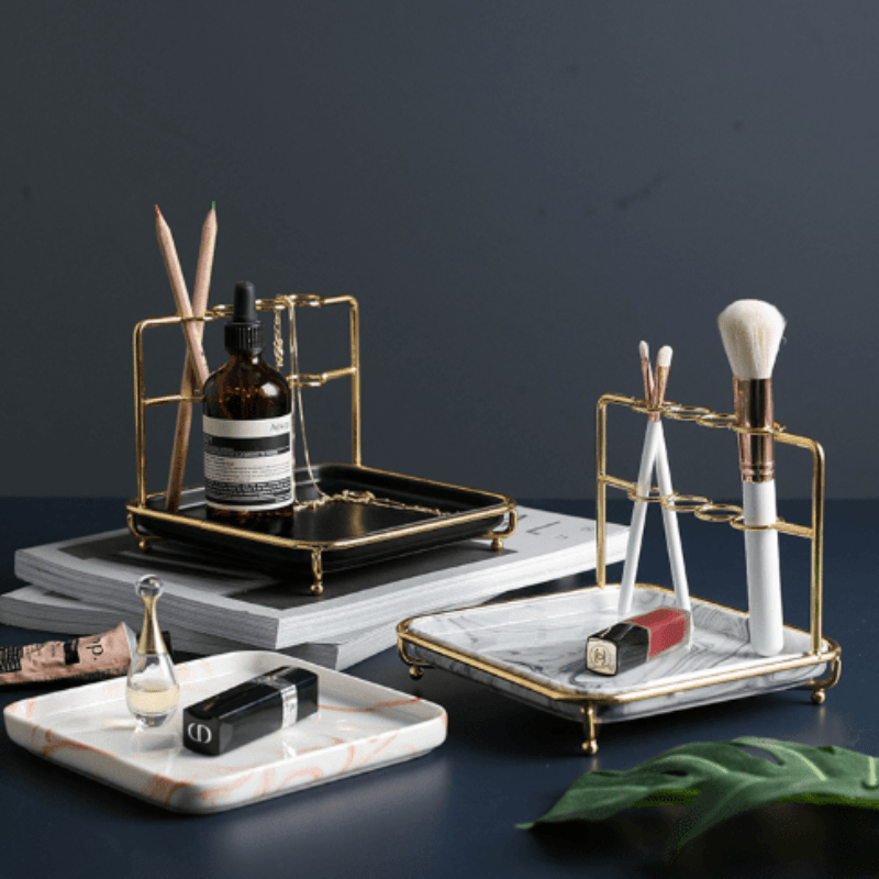 Cosmetic Brush Arbor